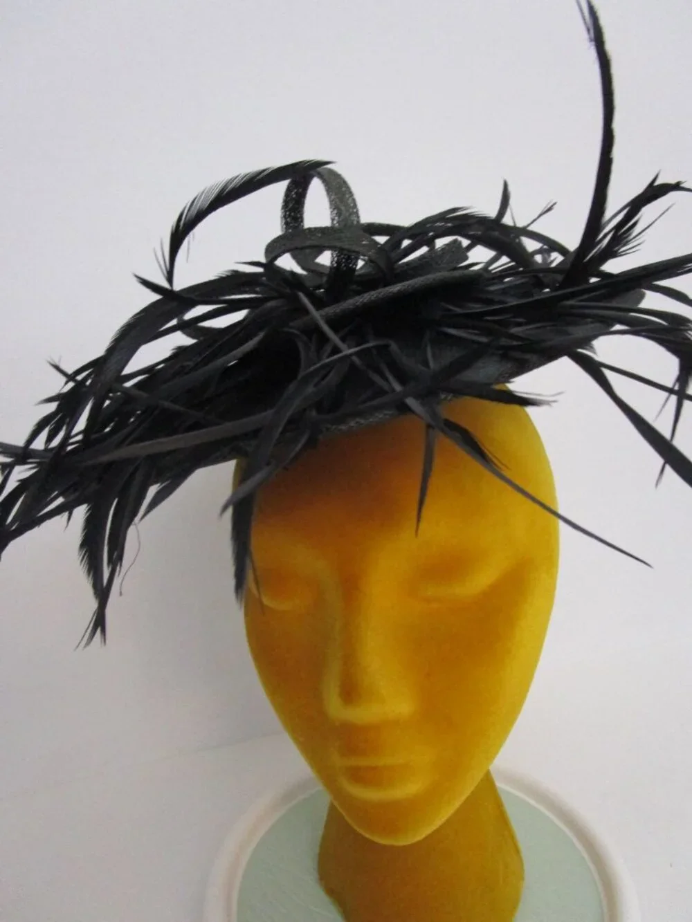 Whimsical Black Straw Platter Hat Dancing Feathers England